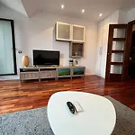 Aura Oviedo,atico Con Garaje 604c By R2r Consulting Apartment *