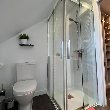 아파트 R2R - Aura Oviedo, Atico Con Garaje - 604C