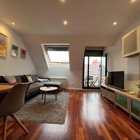 Aura Oviedo,atico Con Garaje 604c By R2r Consulting