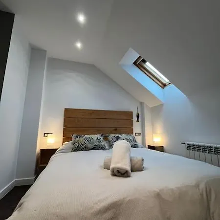 Apartment Aura Oviedo,atico Con Garaje 604c By R2r Consulting