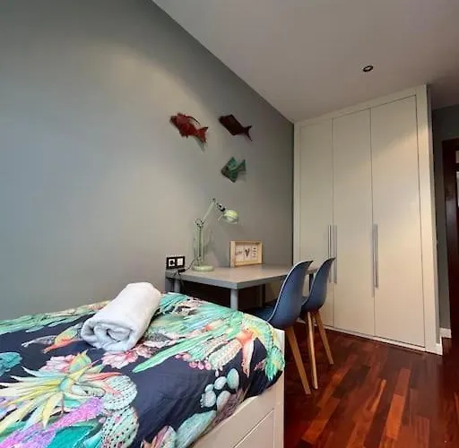 Aura Oviedo,atico Con Garaje 604c By R2r Consulting Oviédo