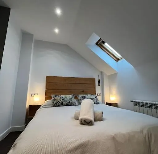 Apartment Aura Oviedo,atico Con Garaje 604c By R2r Consulting