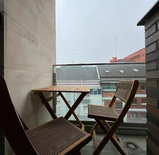 Aura Oviedo,atico Con Garaje 604c By R2r Consulting Apartment